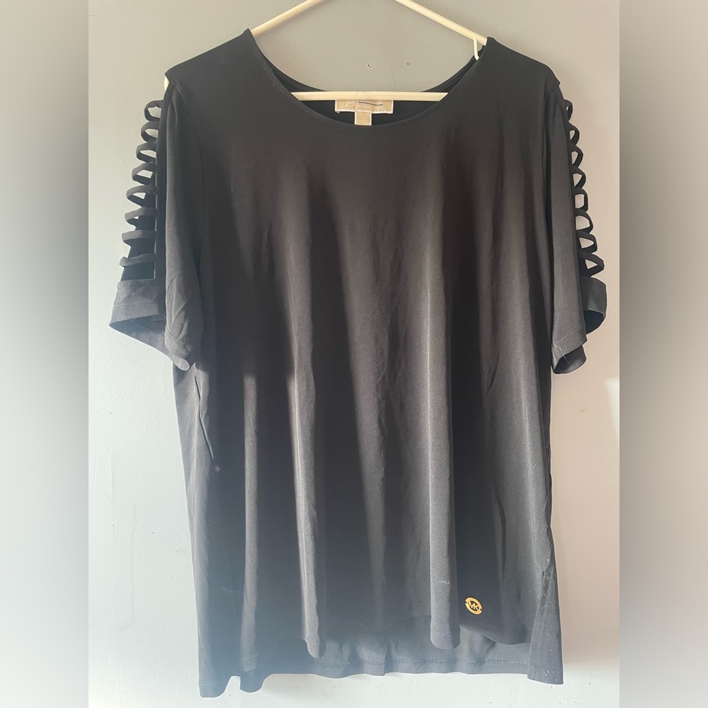 Michael Kors Black Shirt with Cutout Sleeve Detail Size 1X